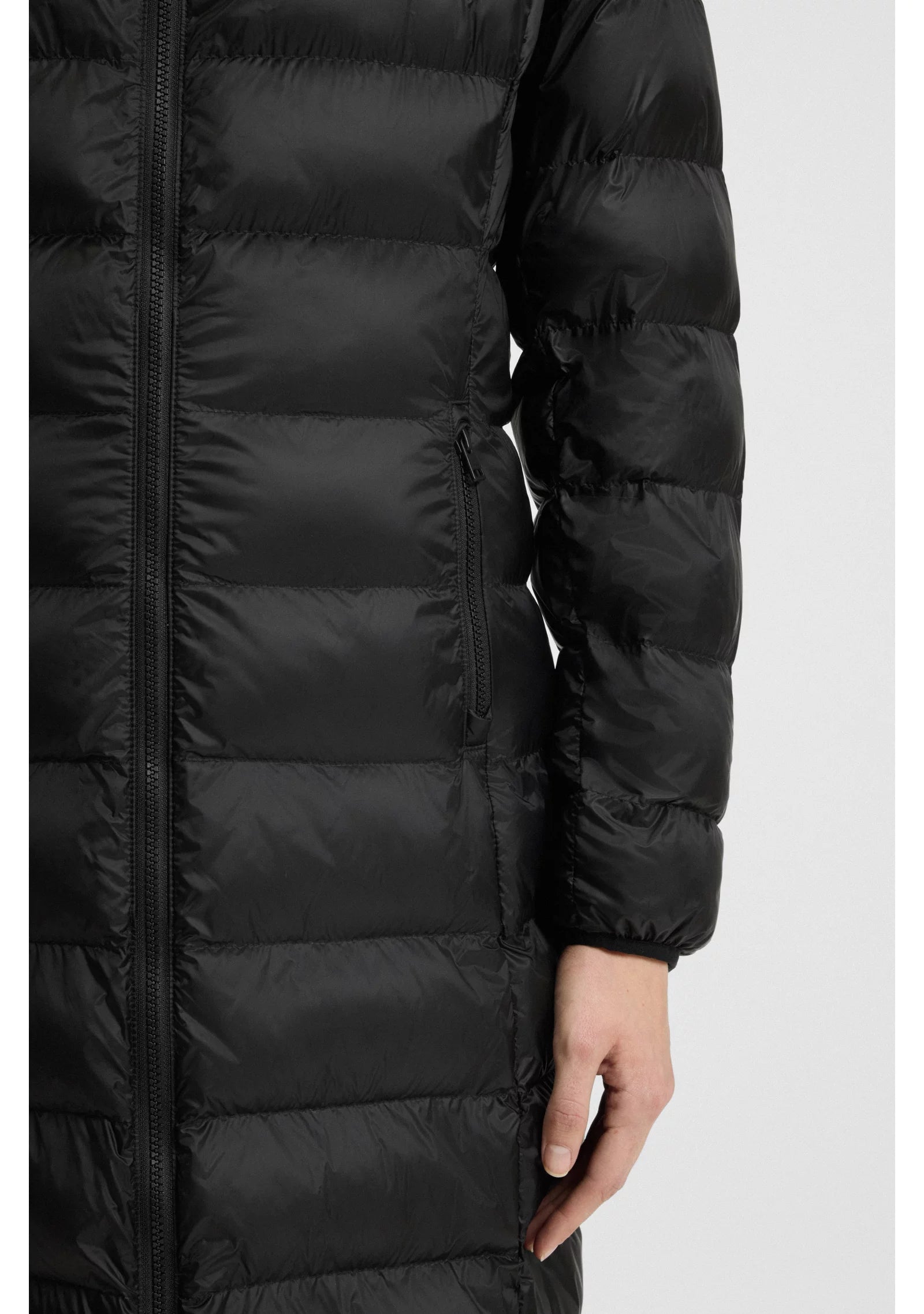 Water-repellent hooded coat with lightweight padding