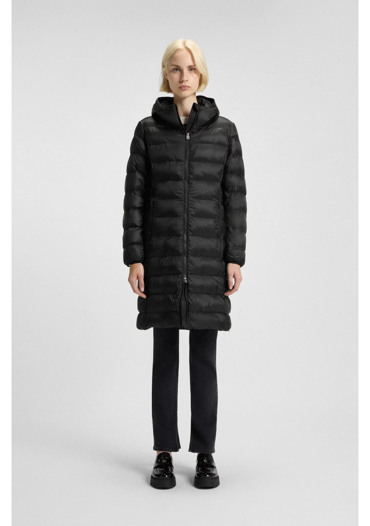 Water-repellent hooded coat with lightweight padding