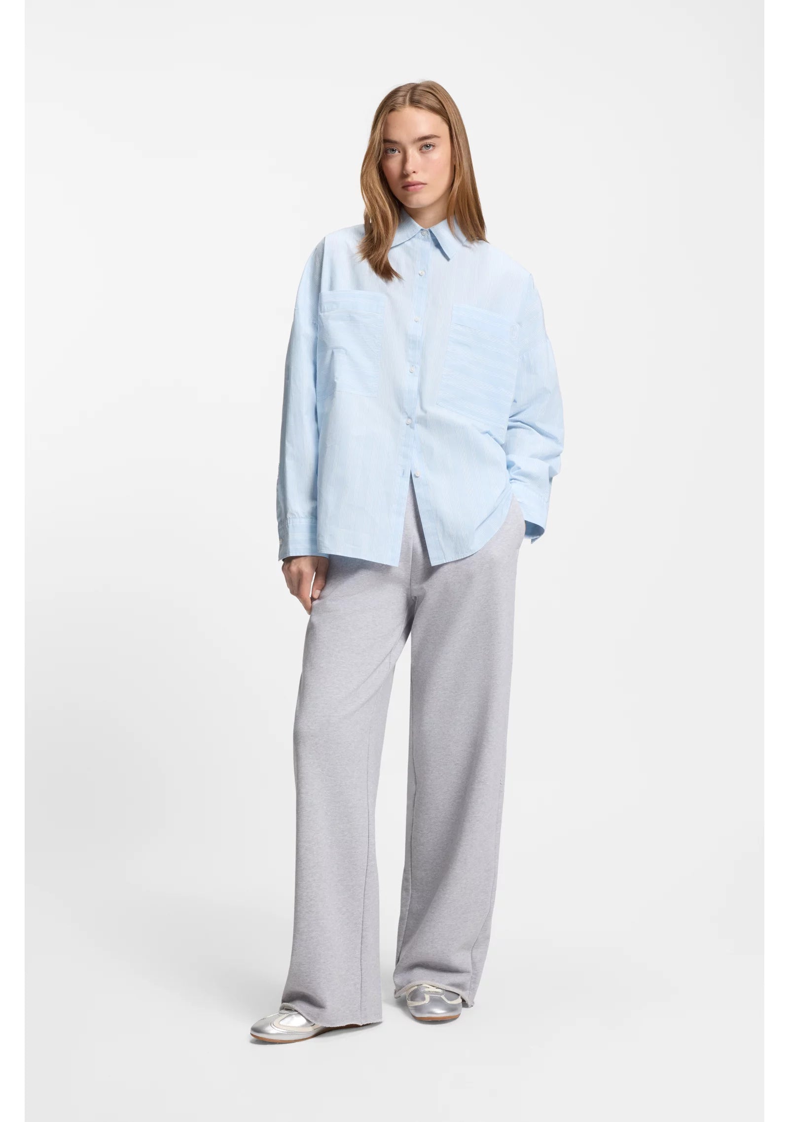 Relaxed-fit blouse in striped cotton poplin