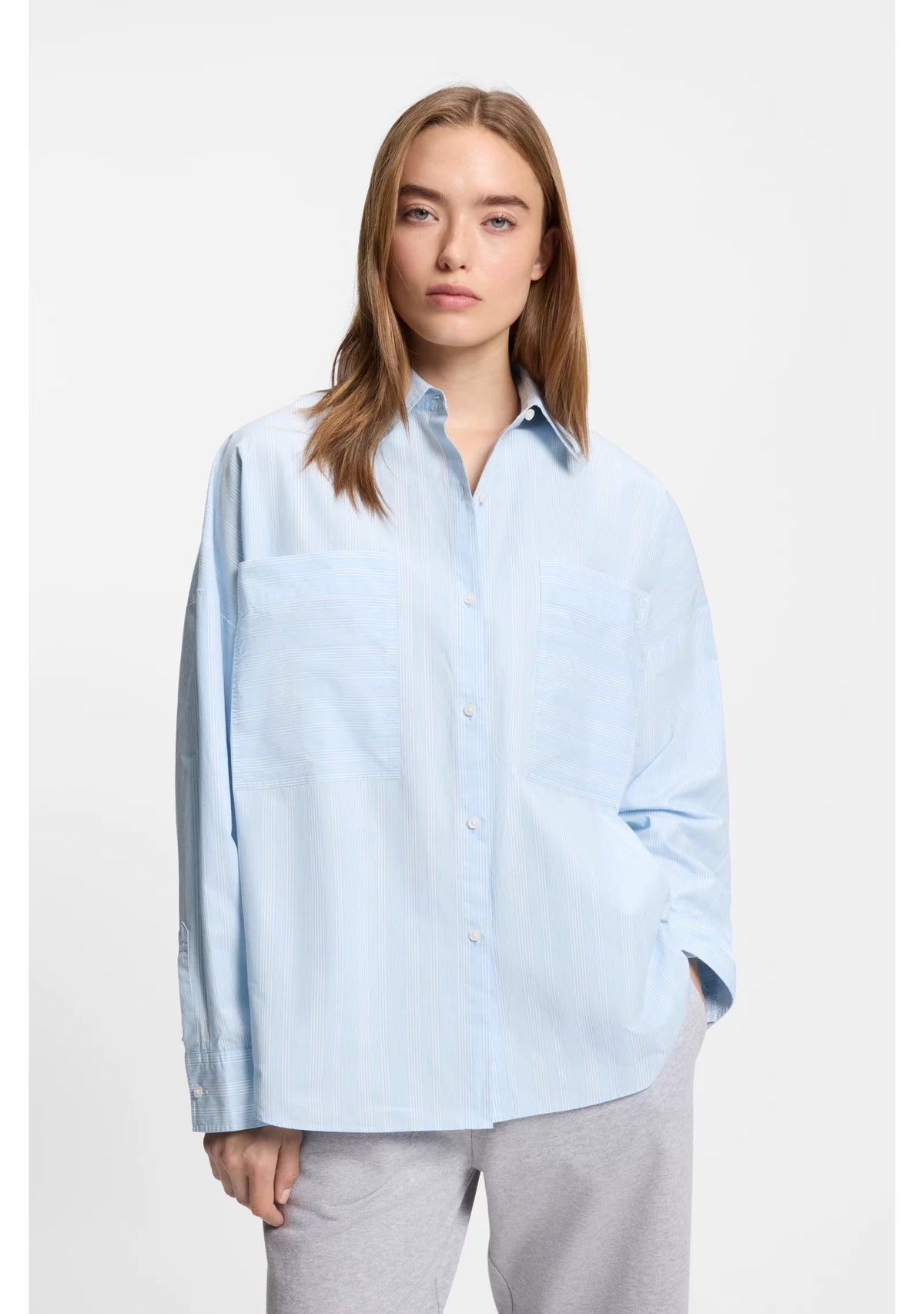Relaxed-fit blouse in striped cotton poplin