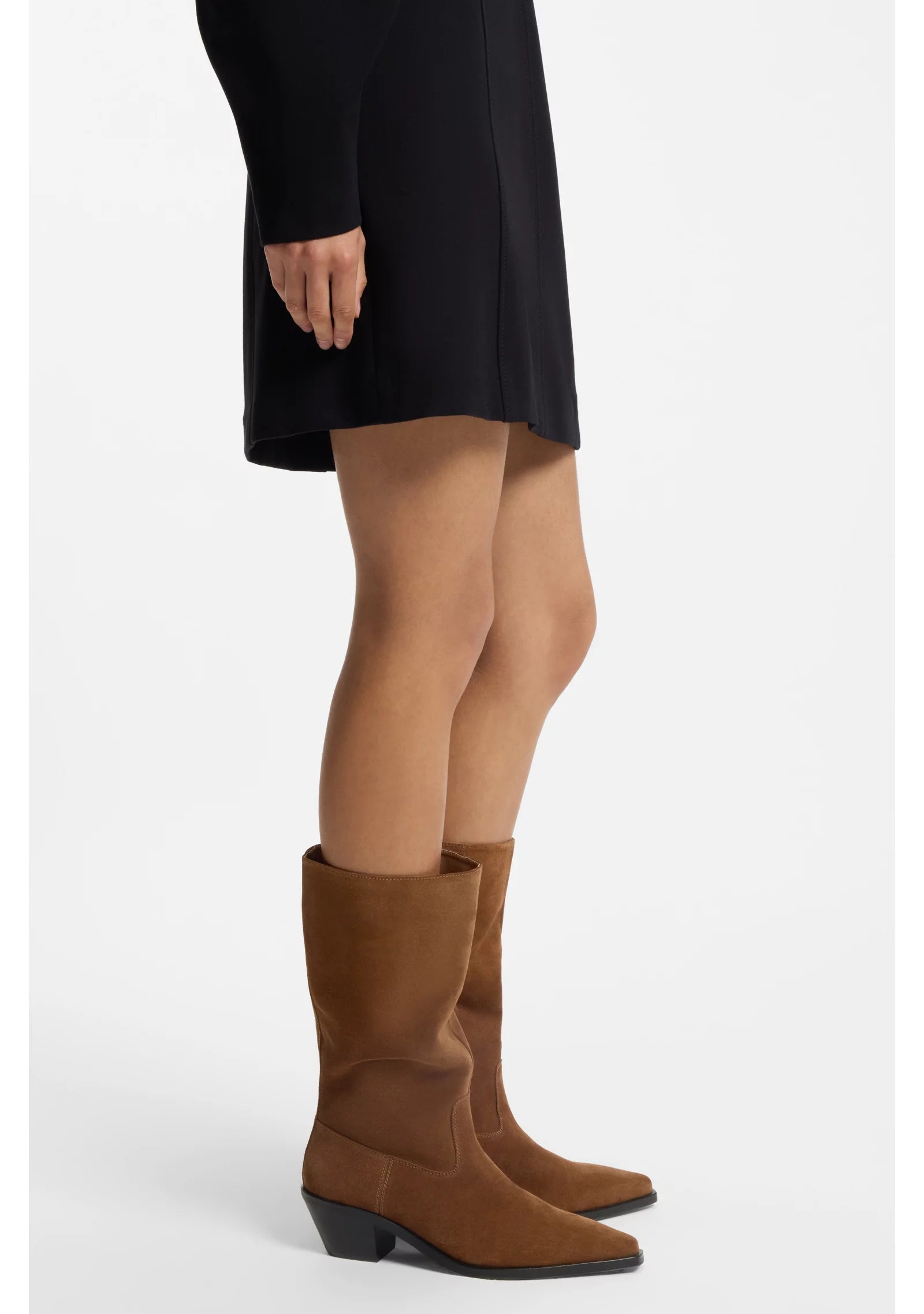 Suede boots with Cuban heel