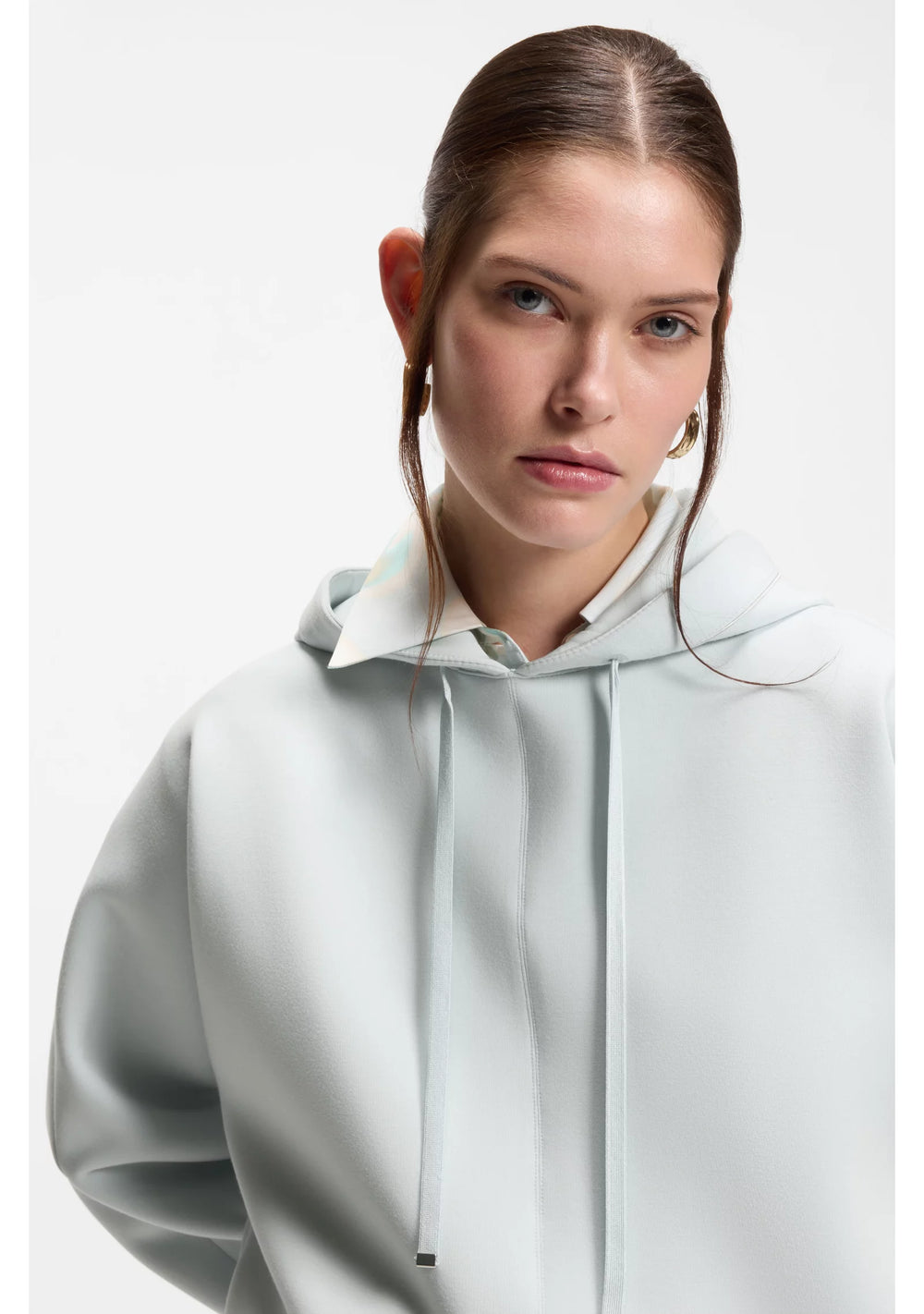 Curved-hem hoodie with Double B monogram