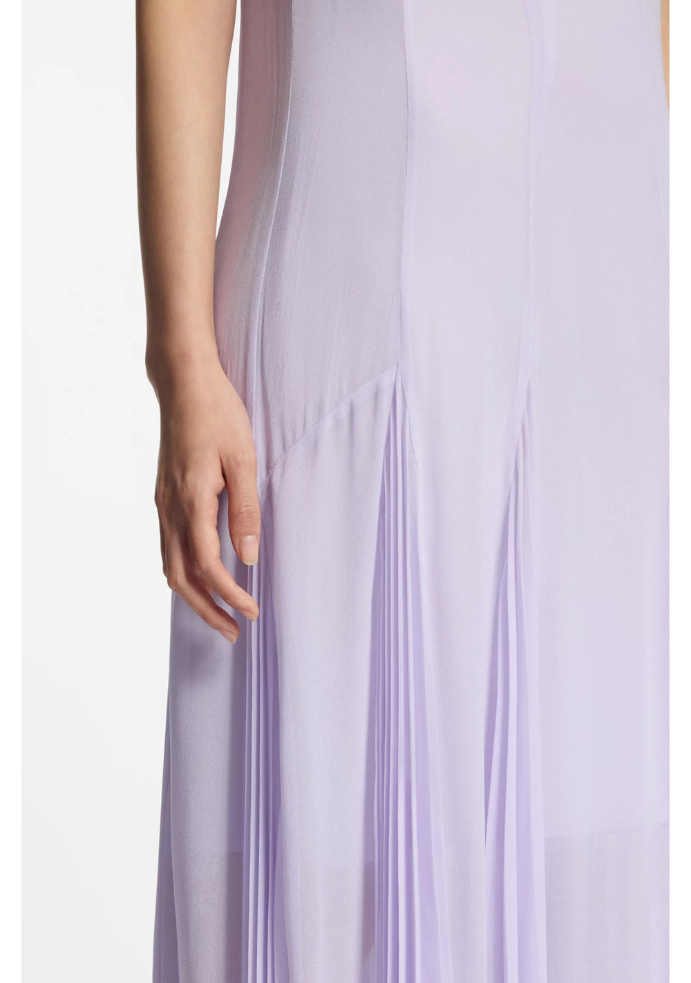 Sleeveless dress with plissé skirt inserts