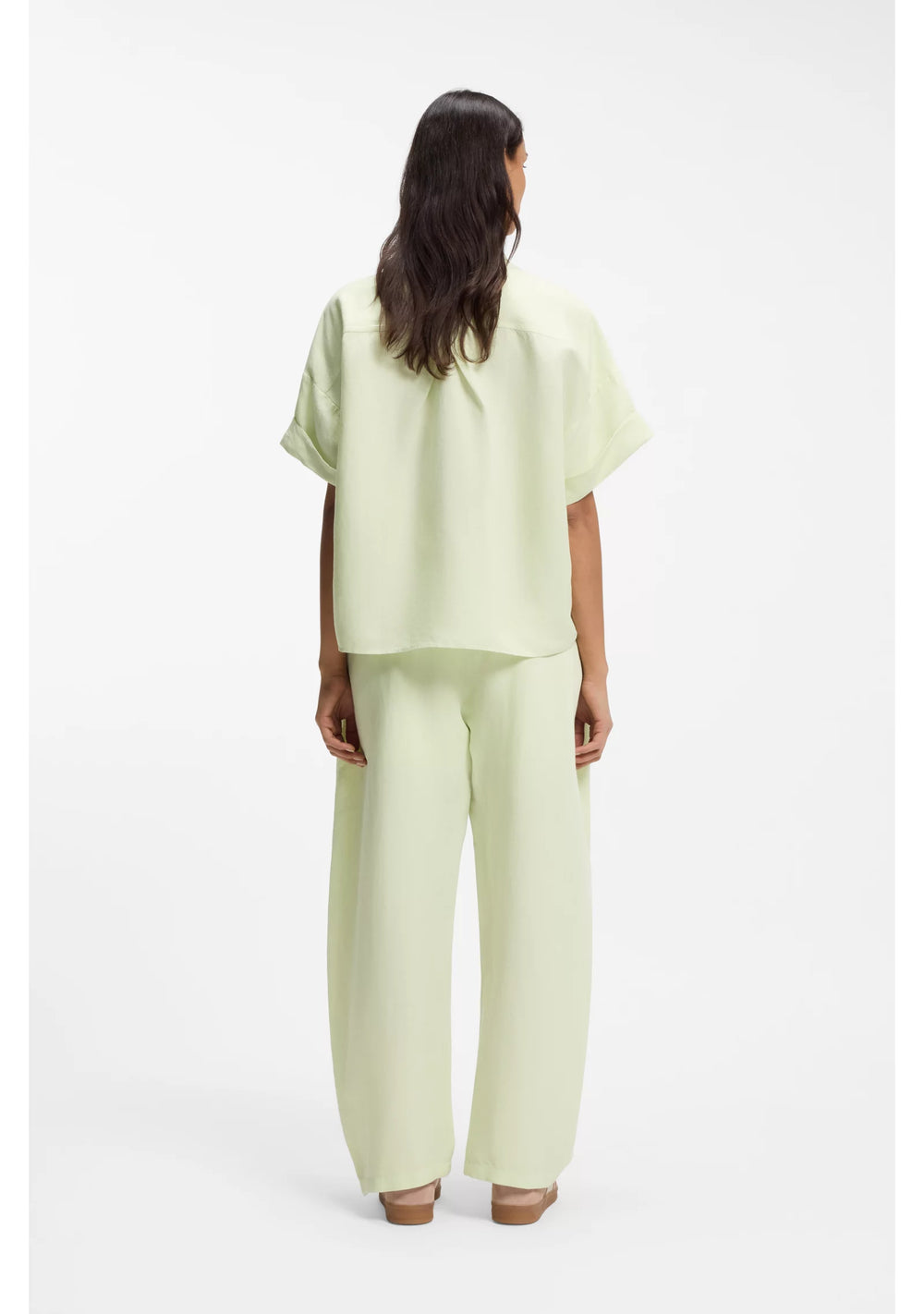 Regular-fit blouse with rolled cuffs