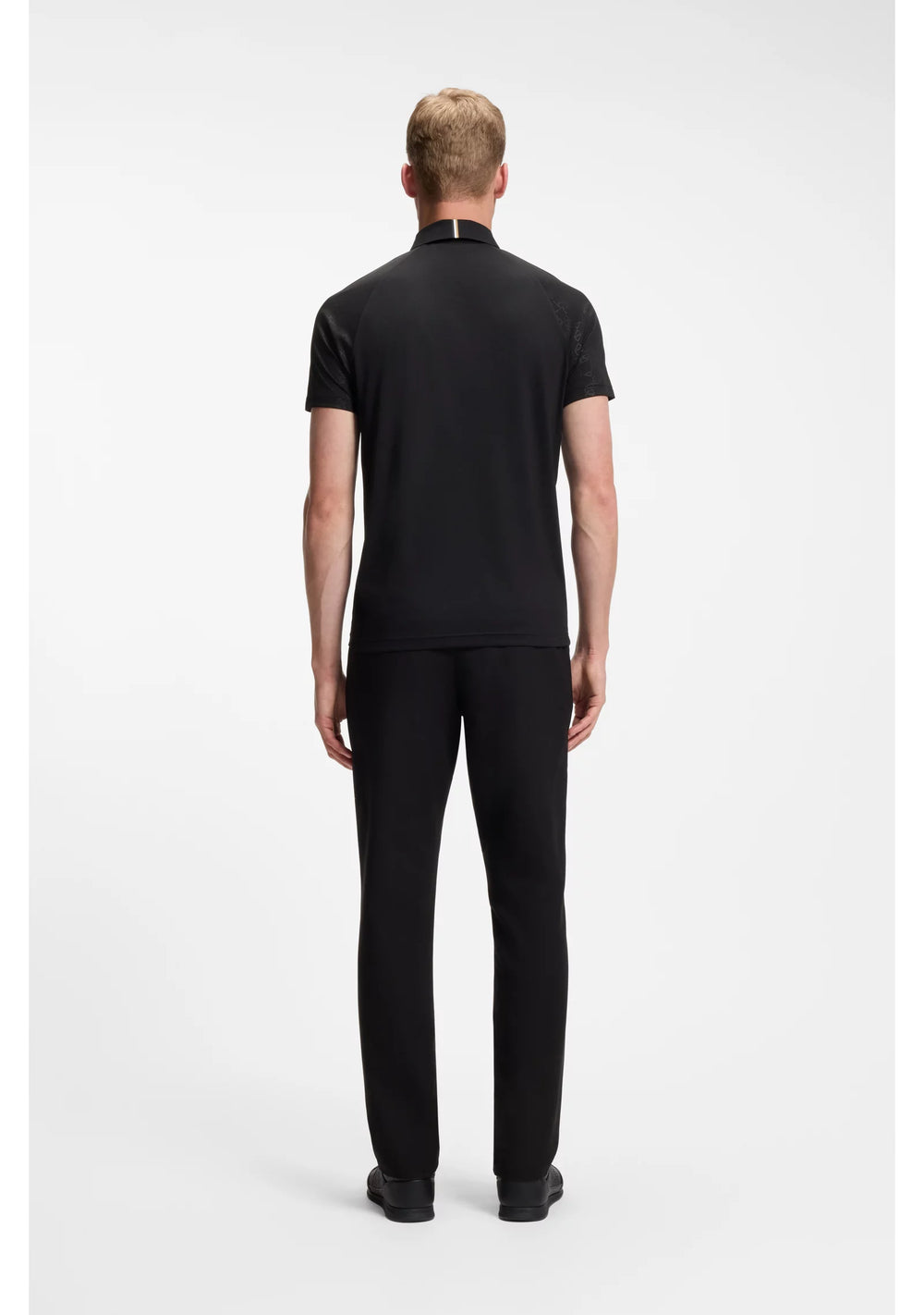 Active polo shirt with moisture management