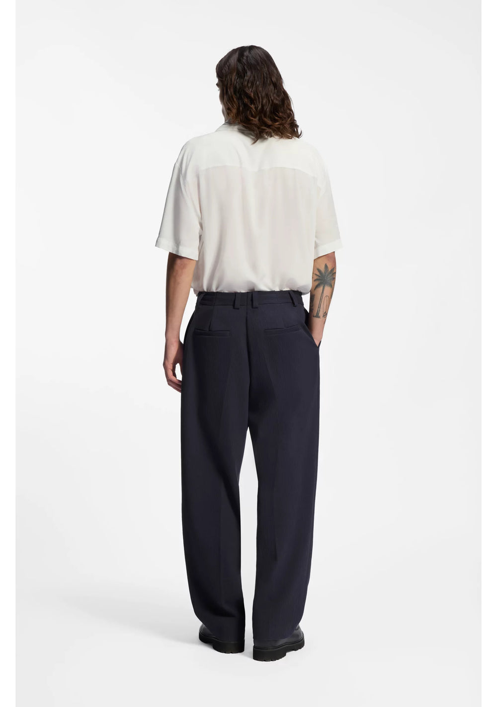 Modern-fit trousers in performance-stretch seersucker