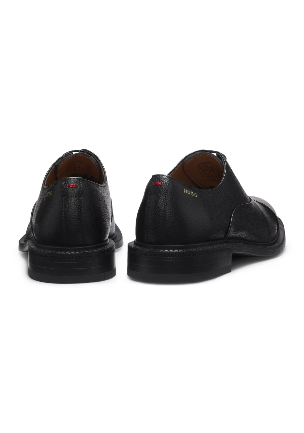 Oxford shoes in grained leather with cap toe