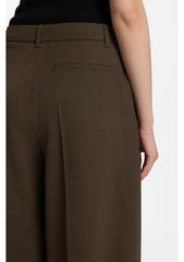 Wide-leg trousers in stretch fabric with front pleats